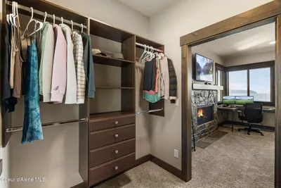 Property 26-7905 - Photo 18