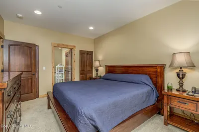 Property 25-10811 - Photo 20