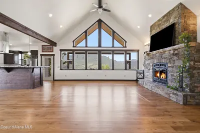 Property 26-8583 - Photo 3
