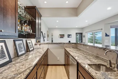 Property 26-9487 - Photo 59