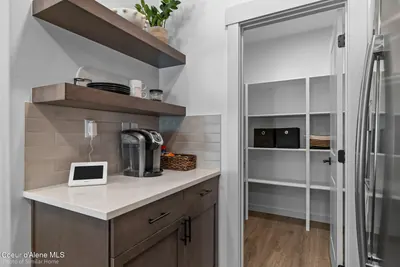 Property 26-9401 - Photo 2