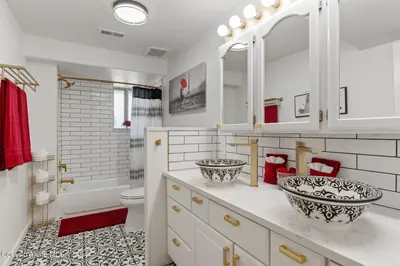 Property 26-2281 - Photo 26
