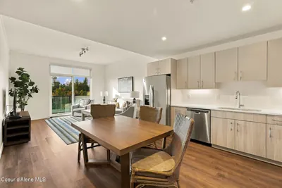 Property 26-10425 - Photo 28