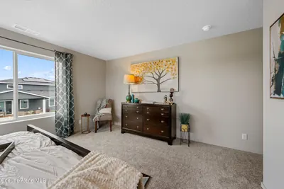 Property 25-10317 - Photo 17