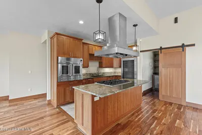 Property 26-7472 - Photo 8
