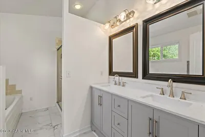 Property 26-6672 - Photo 27