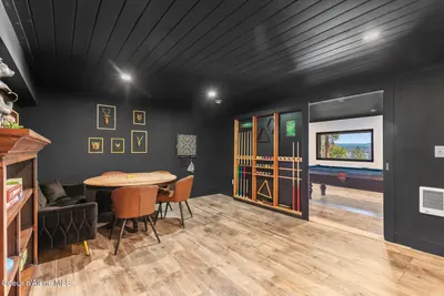Property 26-10635 - Photo 46