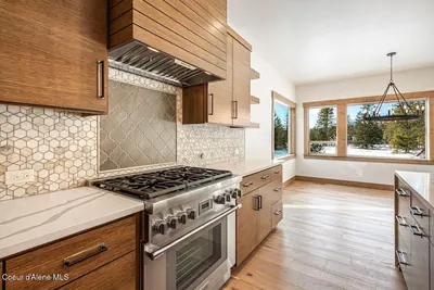Property 26-10035 - Photo 7