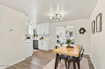 Property 26-10529 - Photo 5