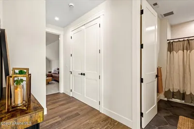 Property 26-8620 - Photo 77