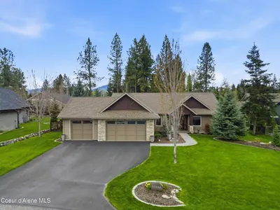 Property 26-10066 - Photo 2