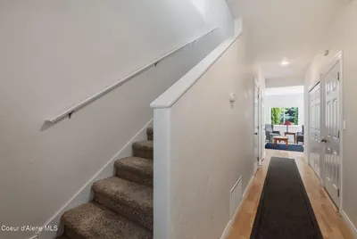 Property 26-10285 - Photo 13
