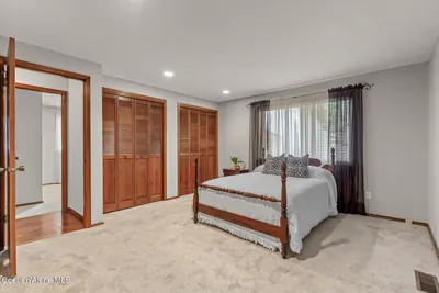 Property 26-10095 - Photo 18
