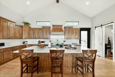 Property 26-10049 - Photo 15