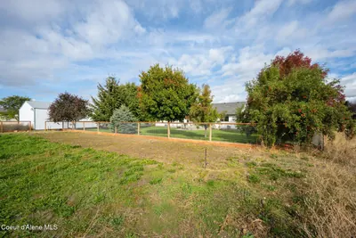 Property 26-9927 - Photo 44
