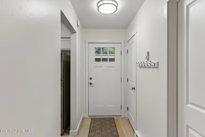 Property 26-9318 - Photo 2