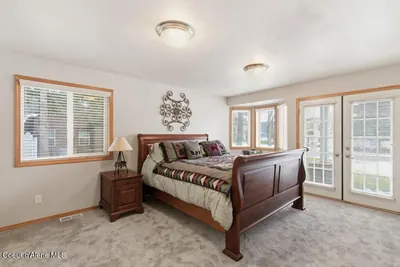 Property 26-9010 - Photo 42