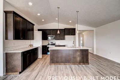 Property 26-10636 - Photo 6