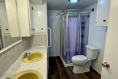 Property 26-10639 - Photo 26
