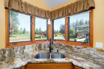 Property 26-10065 - Photo 9