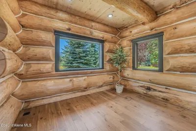 Property 26-8913 - Photo 11
