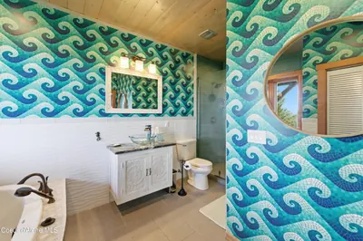 Property 26-8213 - Photo 31