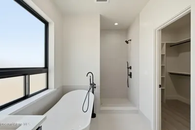 Property 26-8935 - Photo 20