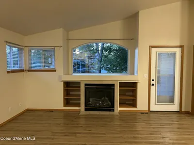 Property 26-10043 - Photo 5
