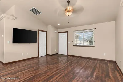 Property 26-9090 - Photo 15