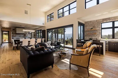Property 26-8782 - Photo 5