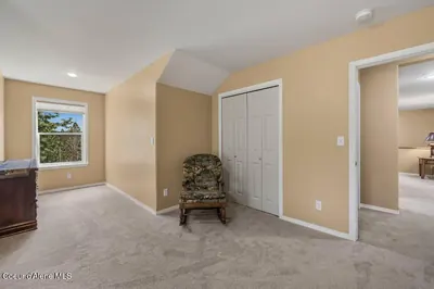 Property 26-4135 - Photo 40