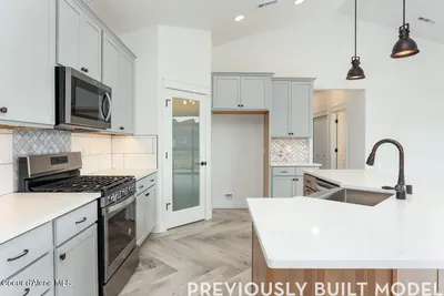 Property 26-7517 - Photo 14