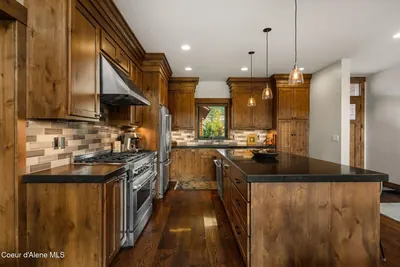 Property 26-9225 - Photo 10