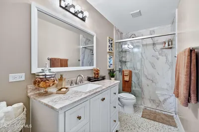 Property 26-8550 - Photo 24