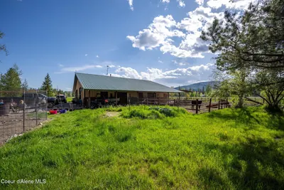 Property 26-9338 - Photo 93