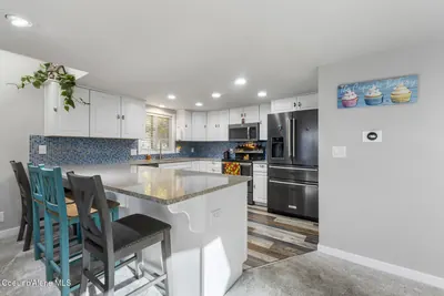 Property 26-10278 - Photo 11