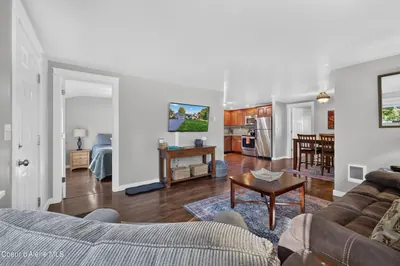 Property 26-10477 - Photo 23