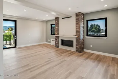 Property 26-6385 - Photo 10