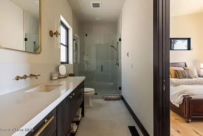 Property 26-8782 - Photo 35