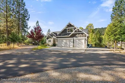 Property 26-10201 - Photo 2