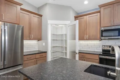 Property 26-6127 - Photo 12