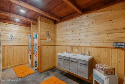 Property 26-8113 - Photo 48
