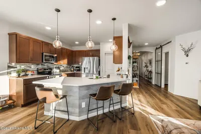 Property 26-10549 - Photo 12