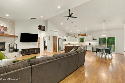 Property 26-10601 - Photo 5