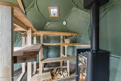 Property 26-9253 - Photo 52