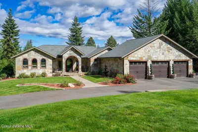 Property 26-9839 - Photo 2