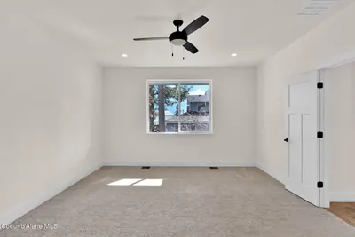 Property 25-10154 - Photo 25