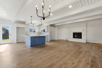 Property 26-8115 - Photo 15