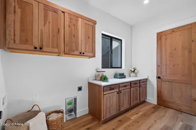 Property 26-9932 - Photo 59