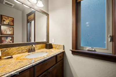 Property 26-10438 - Photo 26